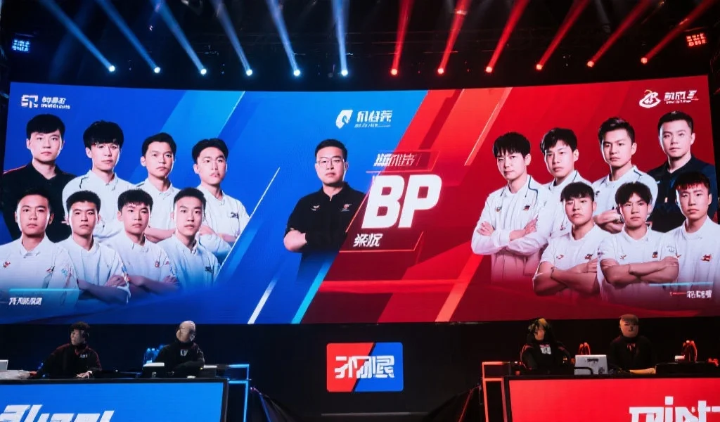 KT Rolster 1–0 拿下 Movistar KOI：运营与团战细节的样本课